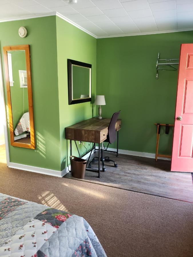 Blue Ridge Motel Schroon Lake Buitenkant foto