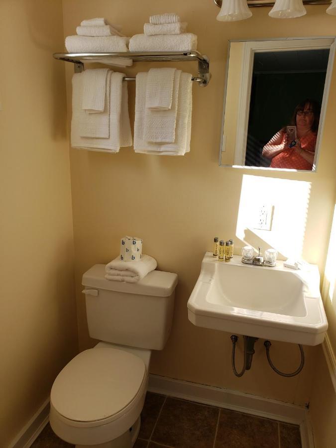 Blue Ridge Motel Schroon Lake Buitenkant foto