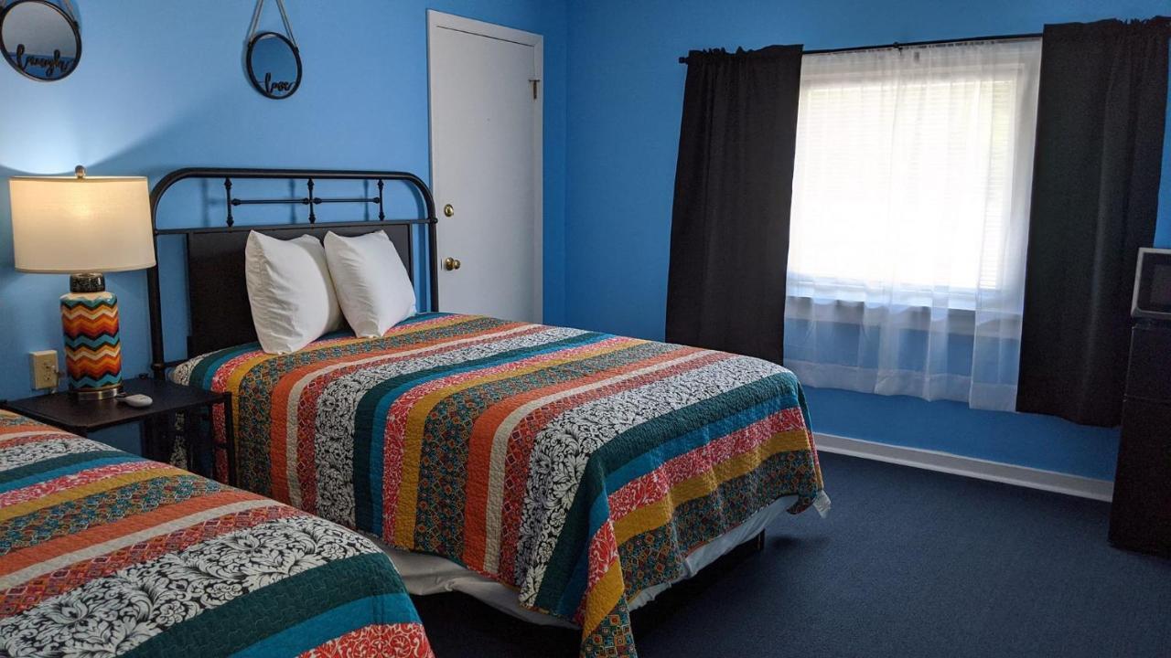 Blue Ridge Motel Schroon Lake Buitenkant foto