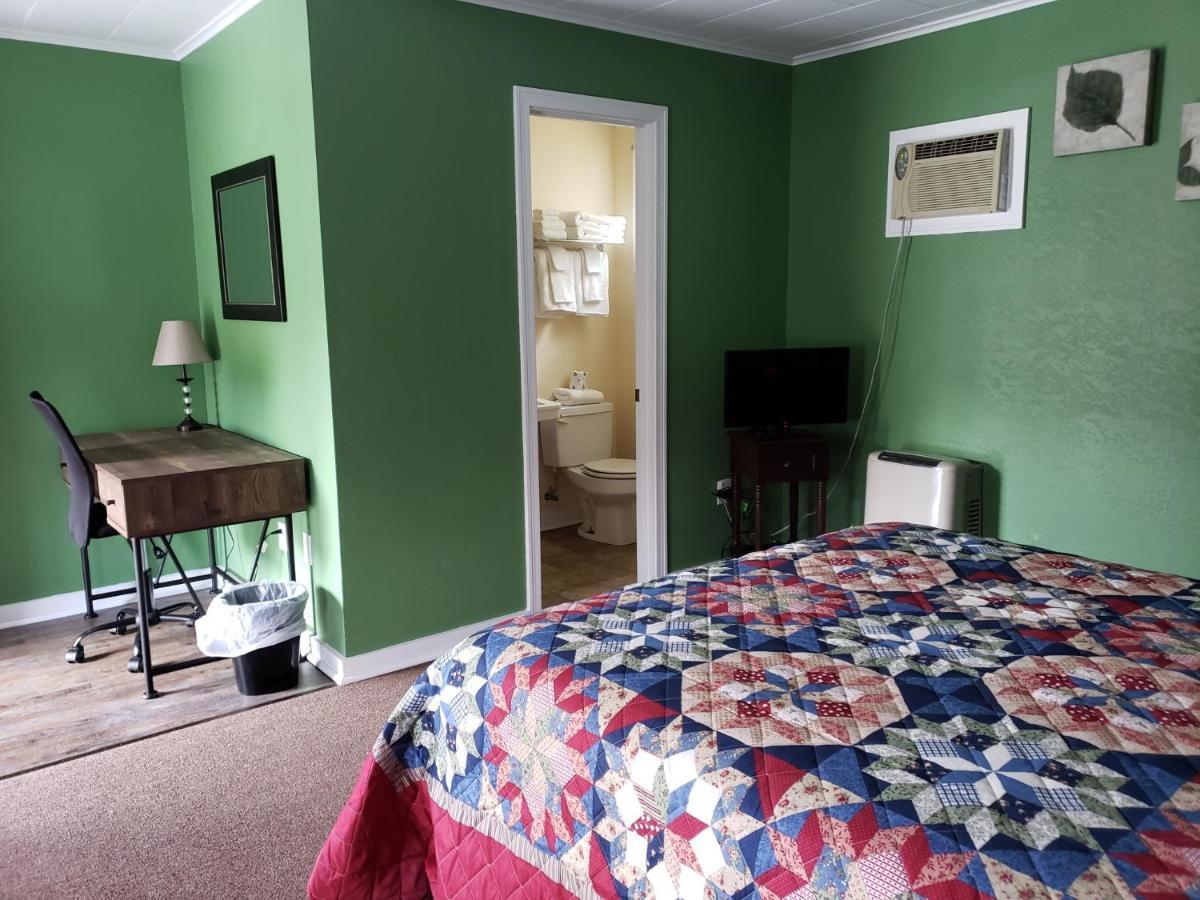 Blue Ridge Motel Schroon Lake Buitenkant foto